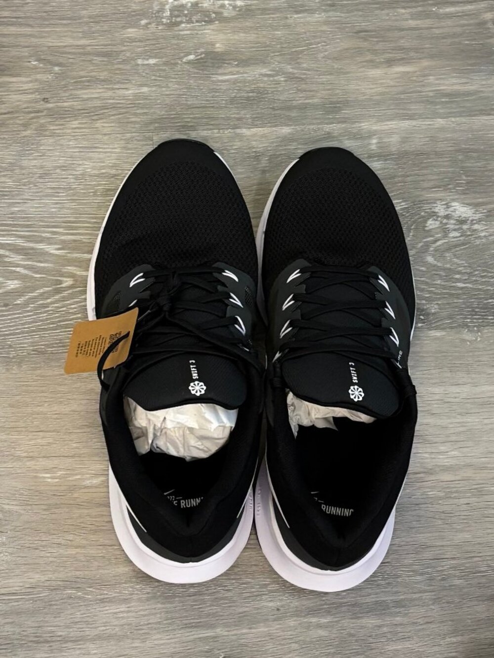 Nike Run Swift Black/White Women's Running Shoes Size 14 Wide